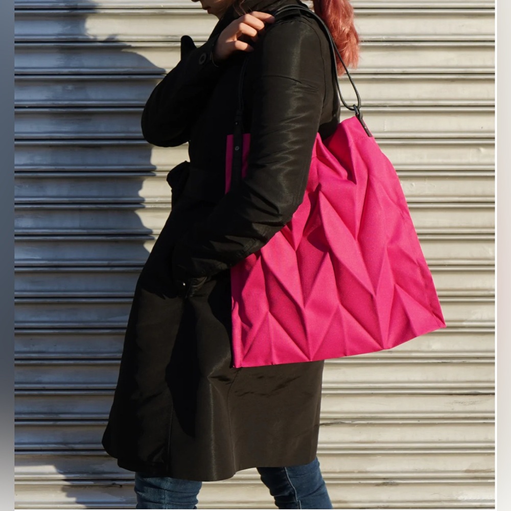 HIVE pink geometric foldable tote bag. New with tags - Picture 2 of 6